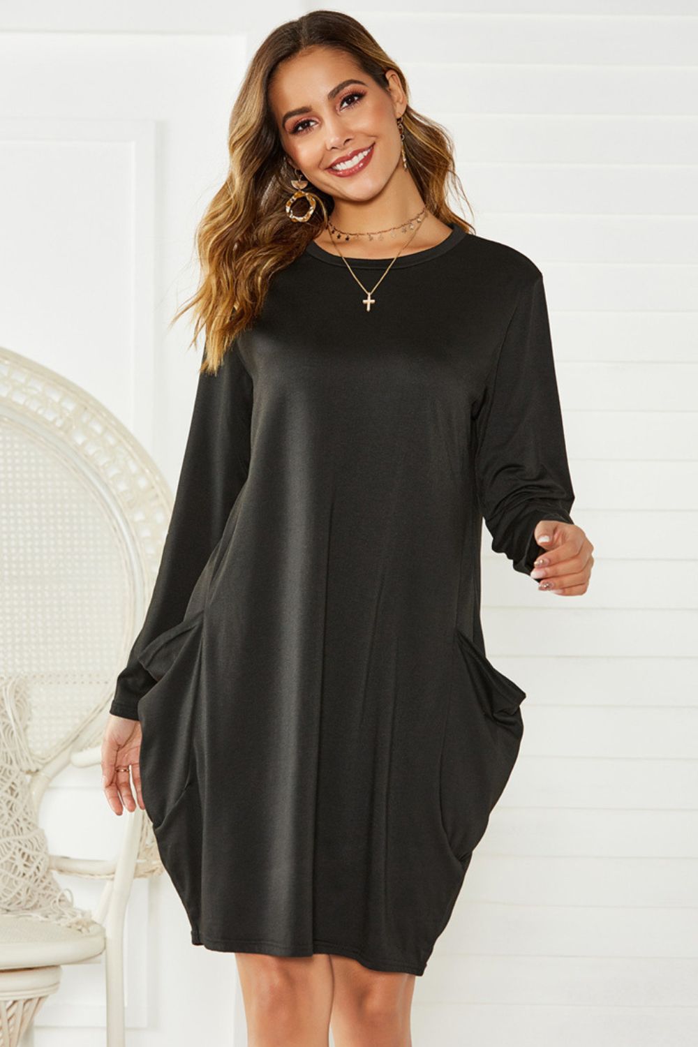 Buy black Pocketed Round Neck Long Sleeve Dress