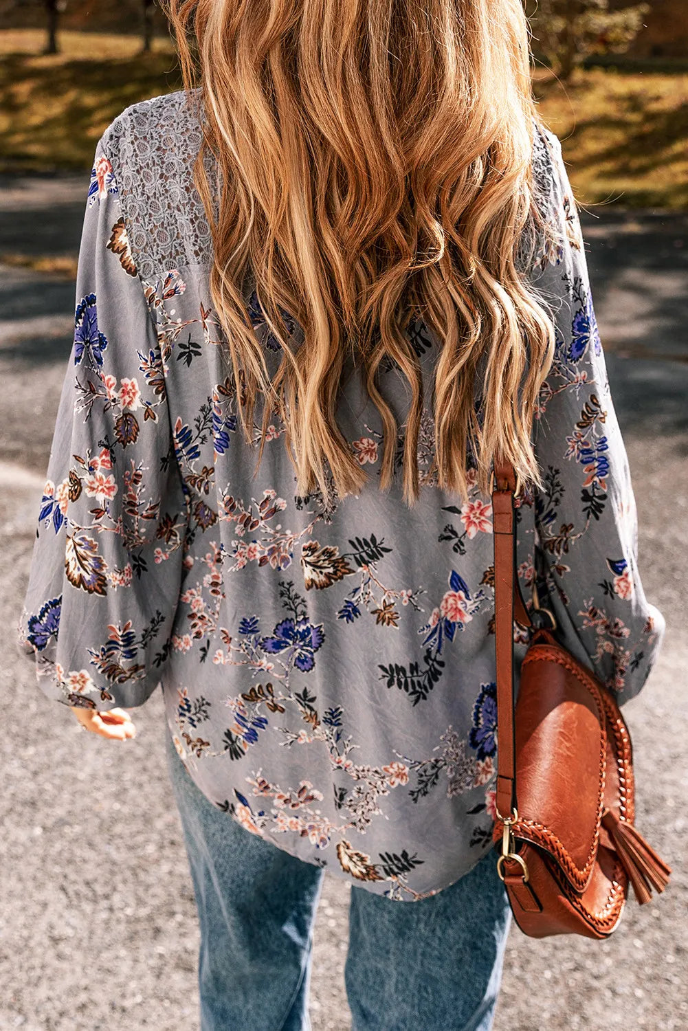 Lace Detail V-Neck Balloon Sleeve Blouse