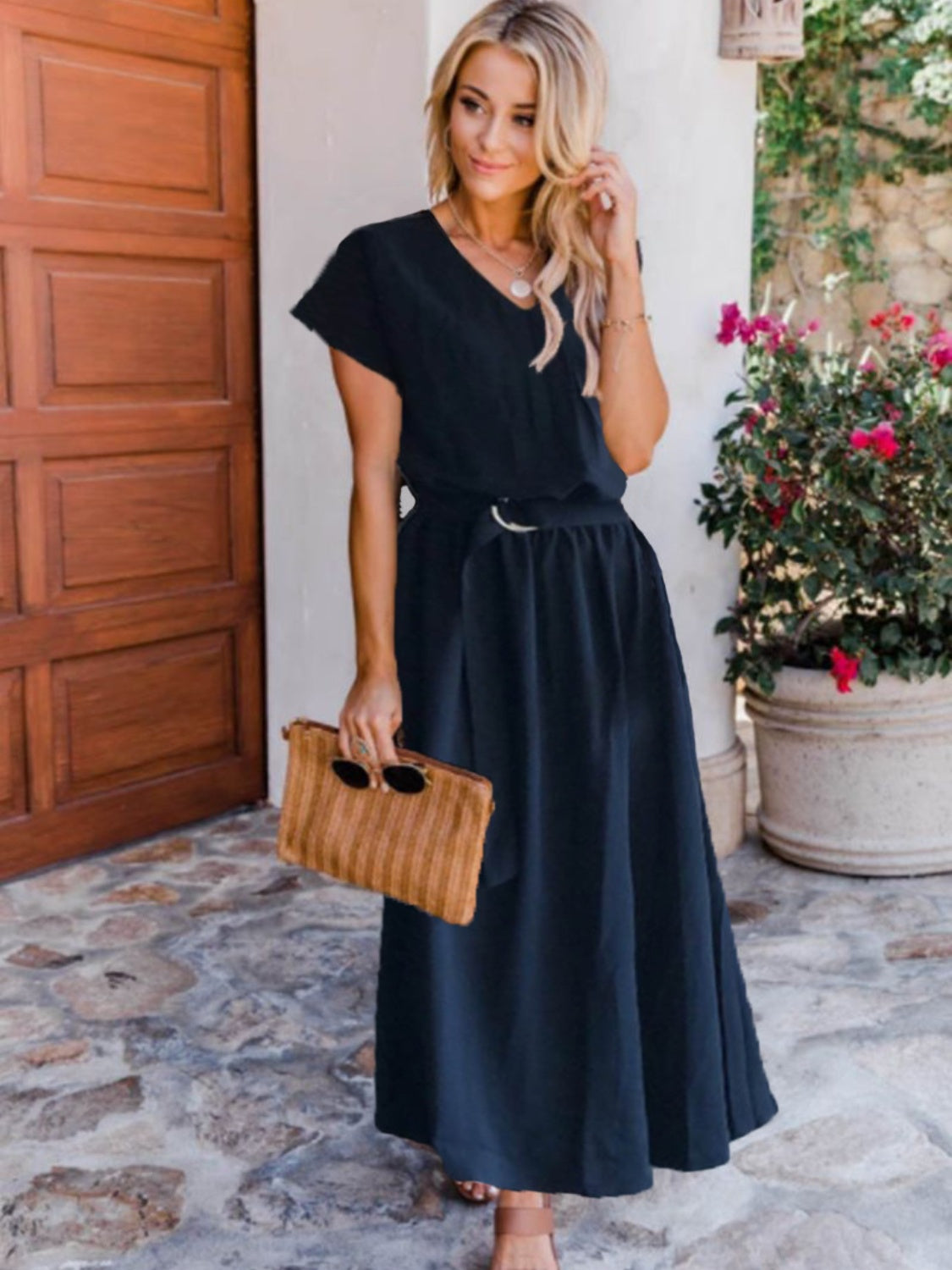 Buy black Ruched V-Neck Cap Sleeve Dress