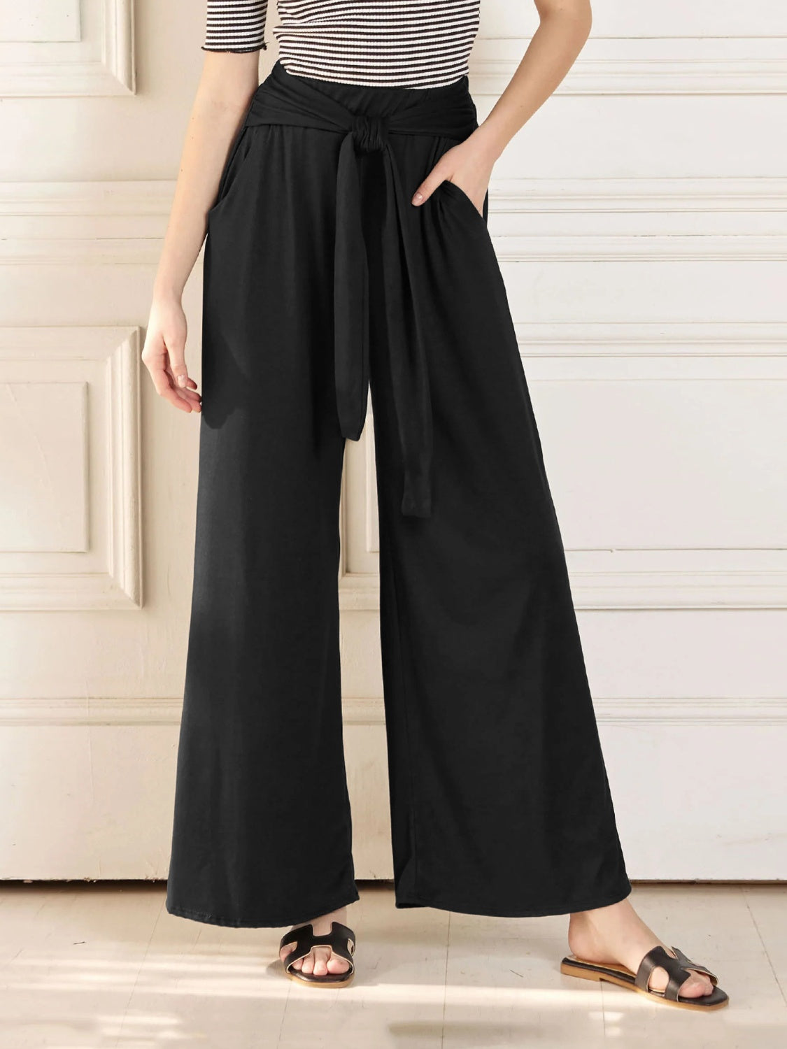 Buy black Tied Wide Leg Pants with Pockets